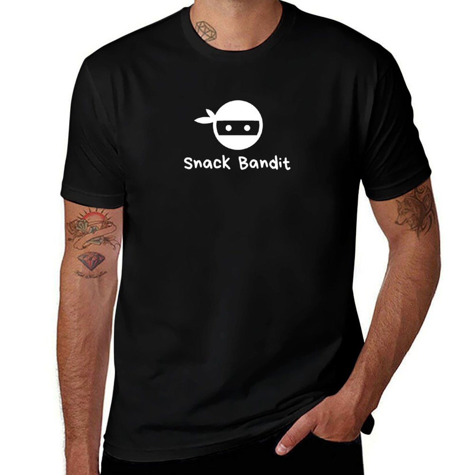 Food Snacks Background - Snack Bandit Lustiges Kinder-Hungriger-Dieb-Ninja-Food-T-Shirt mit dunklem